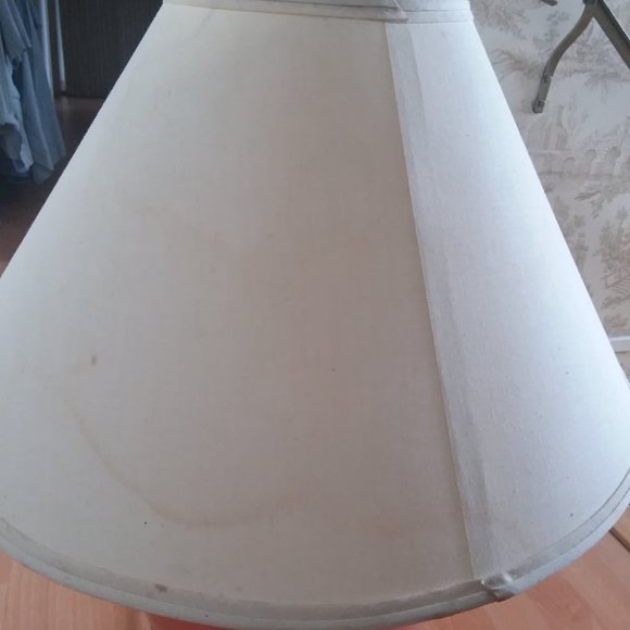 Vintage Coral Ceramic Lamp - Picture 8 of 9